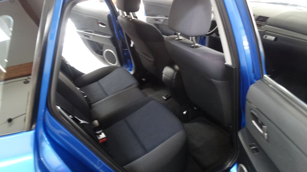 2005 Mazda MAZDA3 S - Photo 10